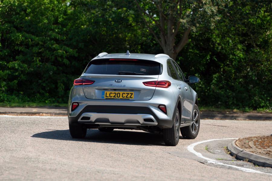  Kia XCeed PHEV 2020 года  (UK) (фото 14 из 40)